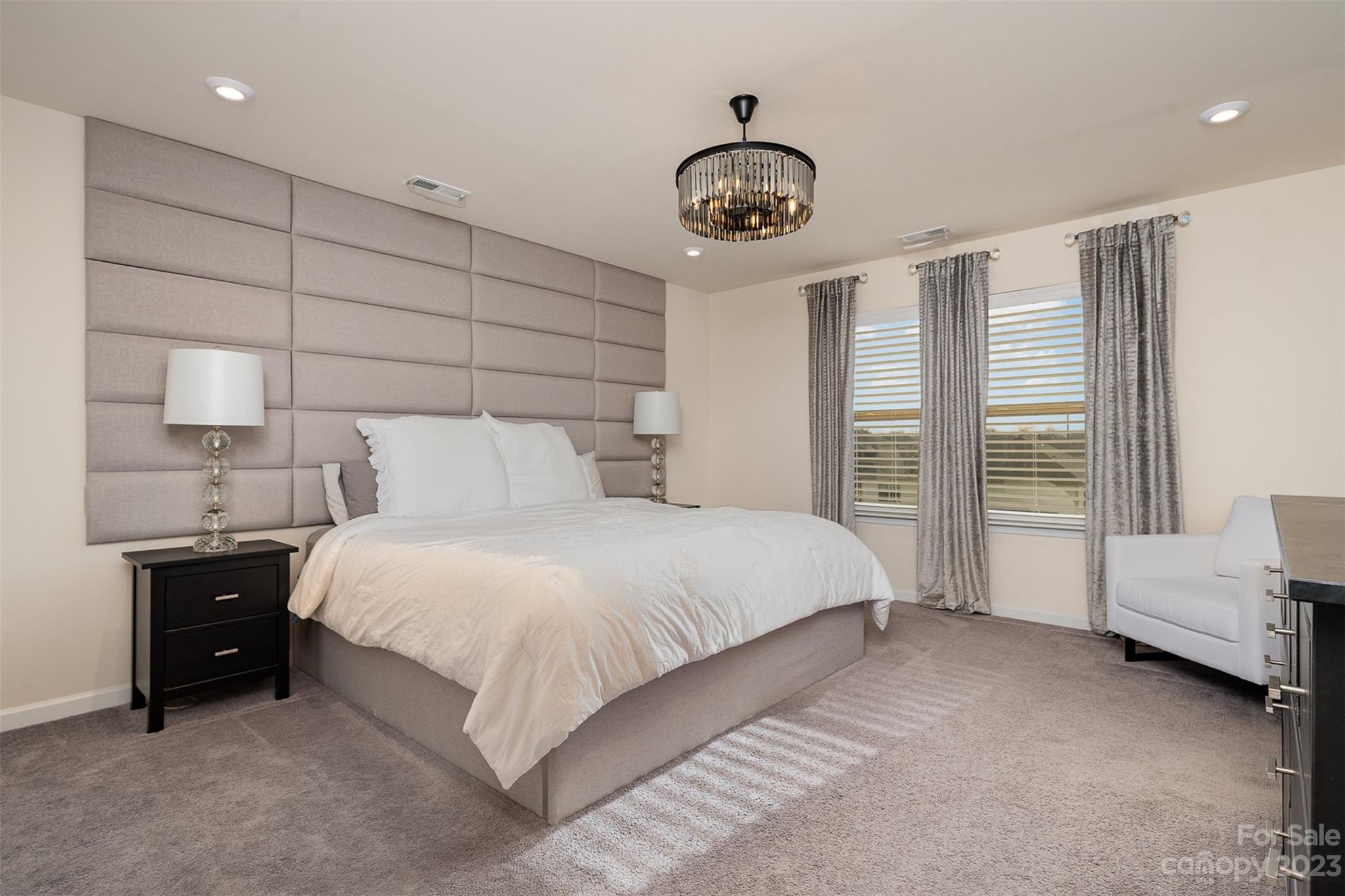 Queensbridge - Residential