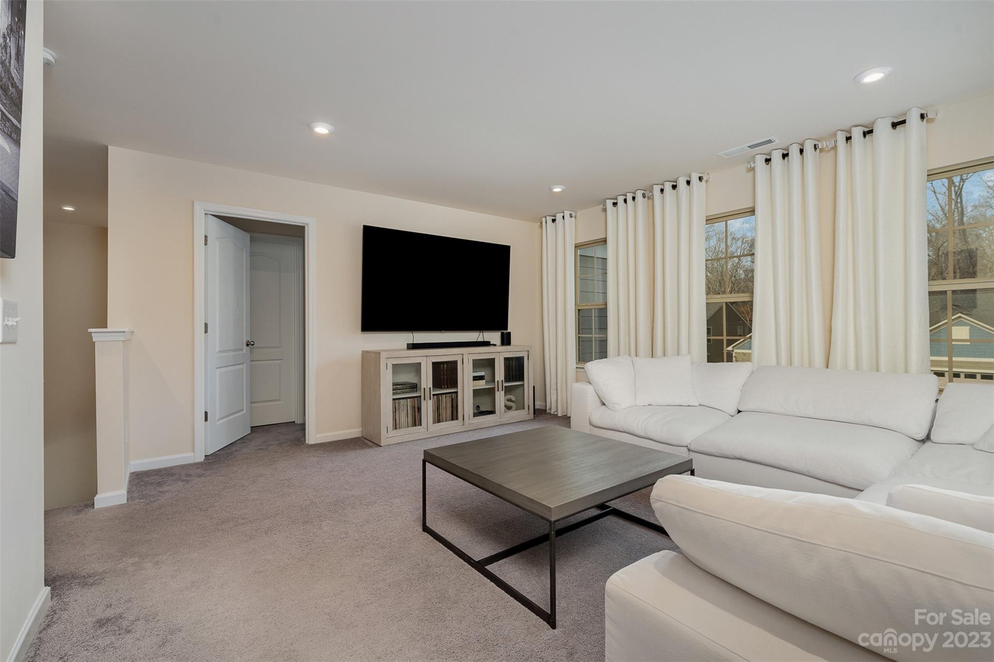 Queensbridge - Residential