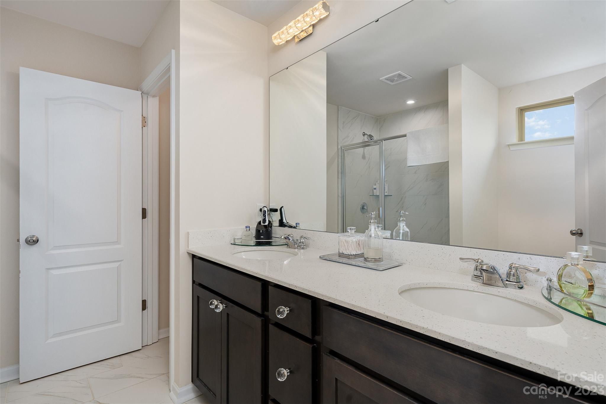 Queensbridge - Residential