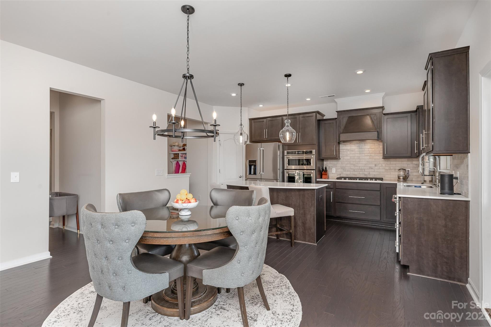 Queensbridge - Residential