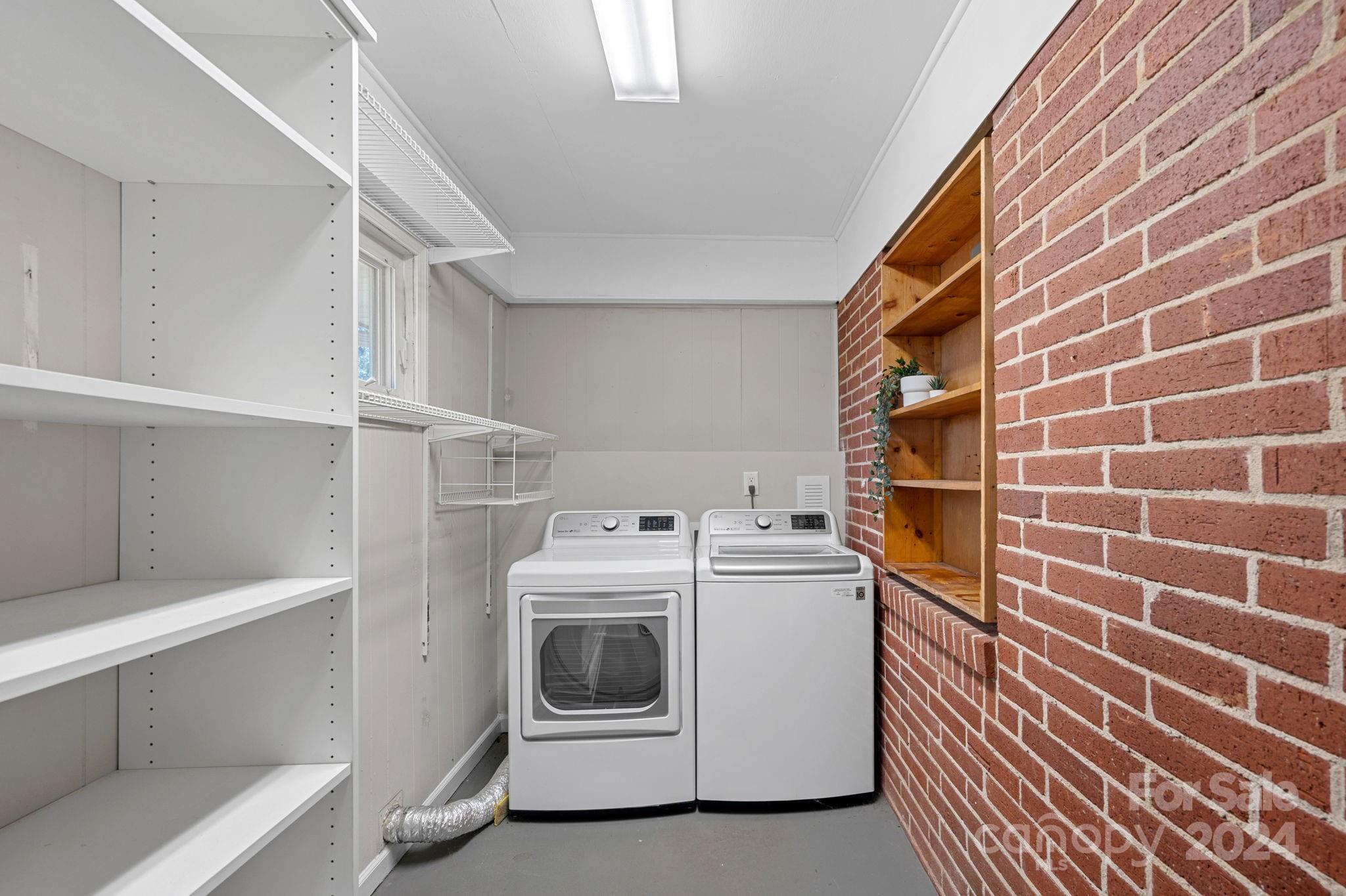 Thomas Acres - Residential