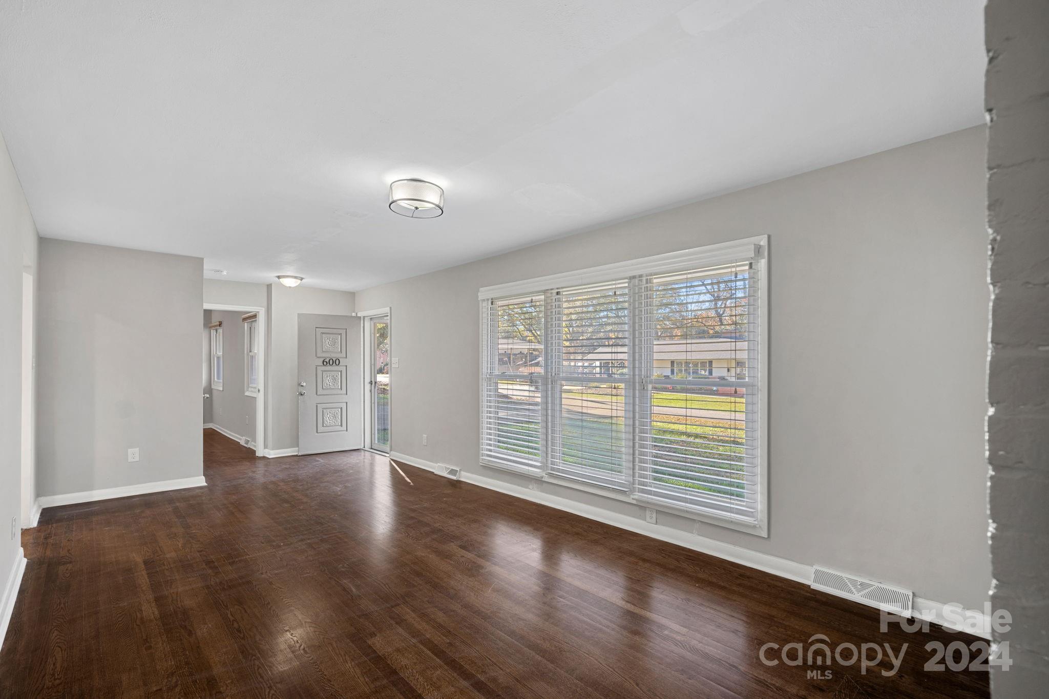 Thomas Acres - Residential