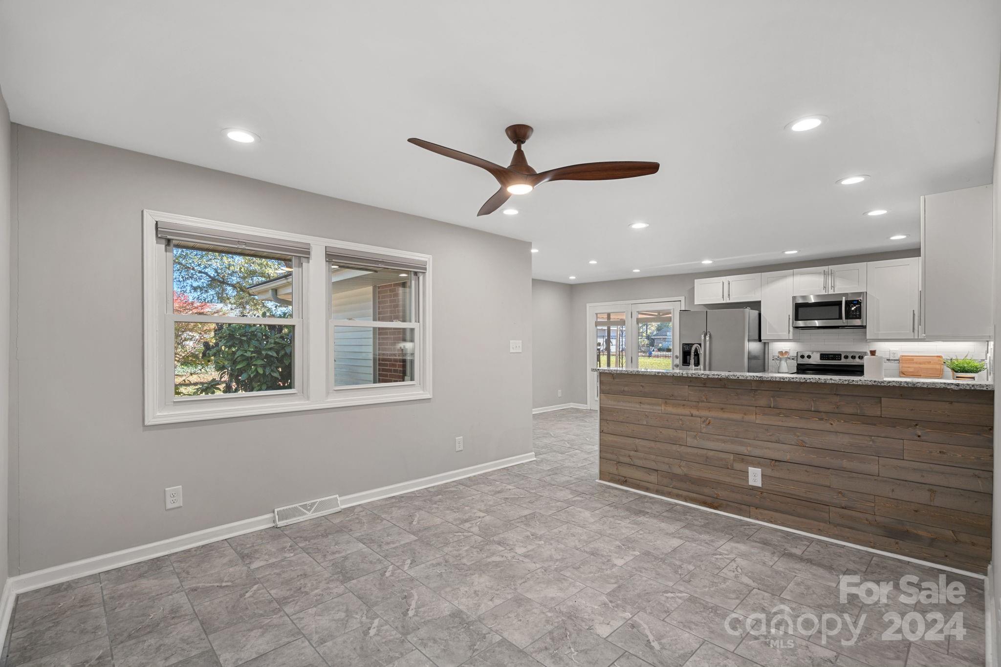 Thomas Acres - Residential