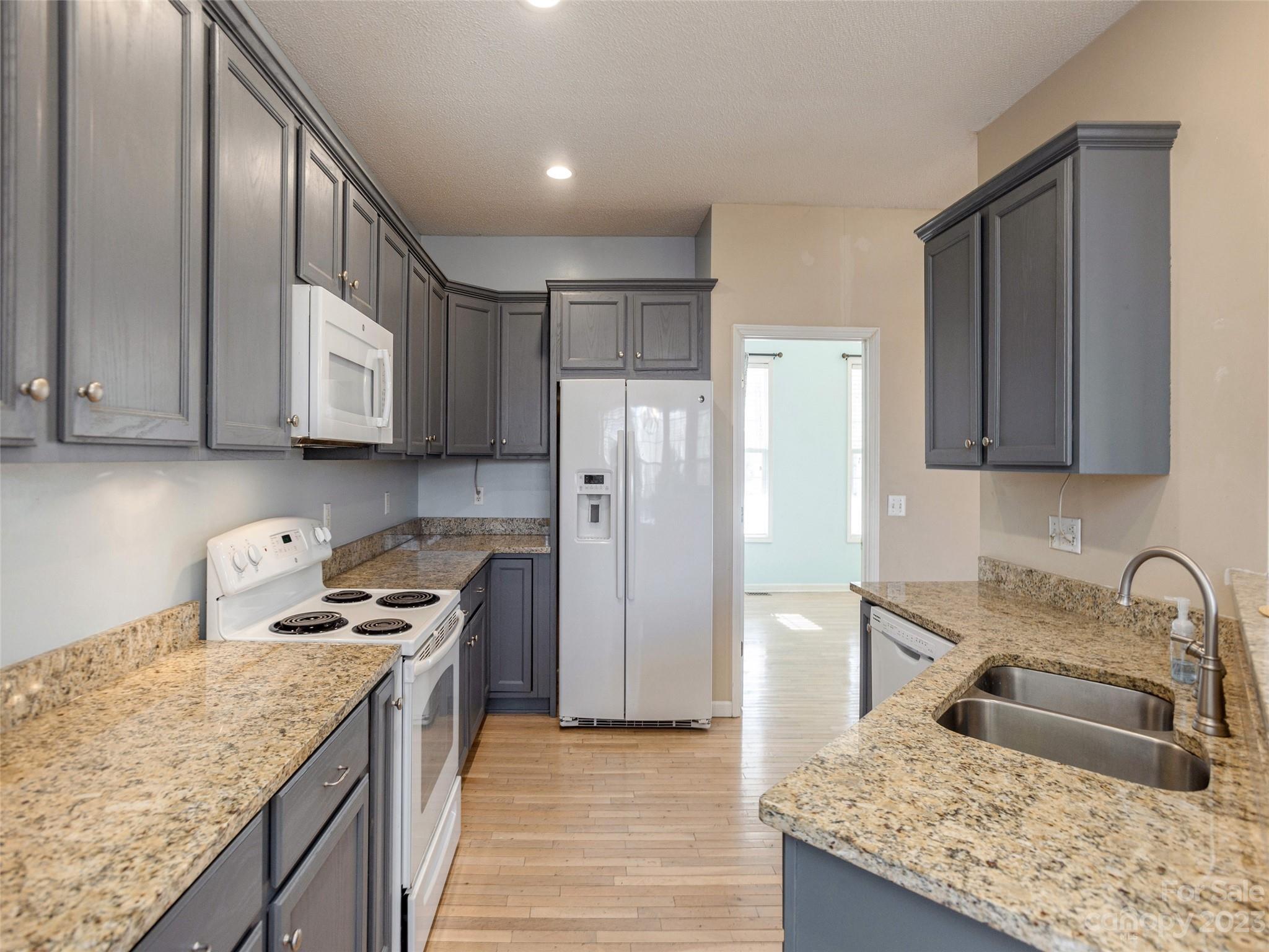 Mills River Village - Residential