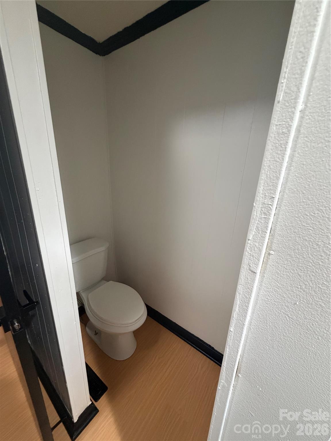 MEADOWBROOK - Residential