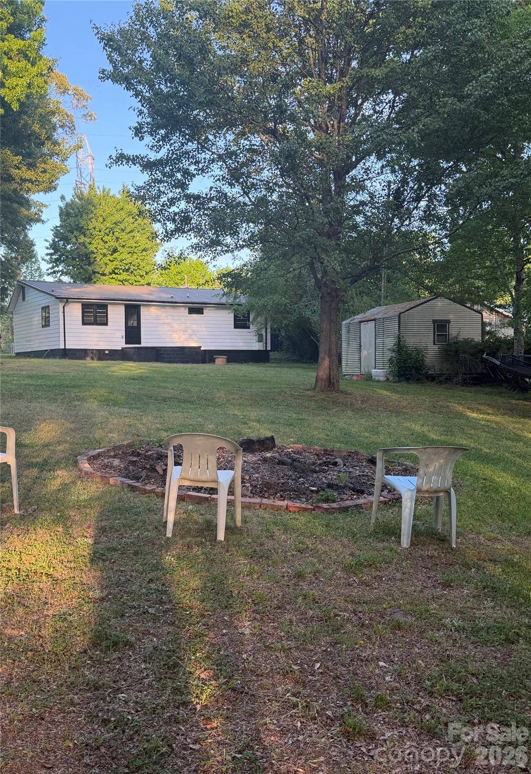 MEADOWBROOK - Residential