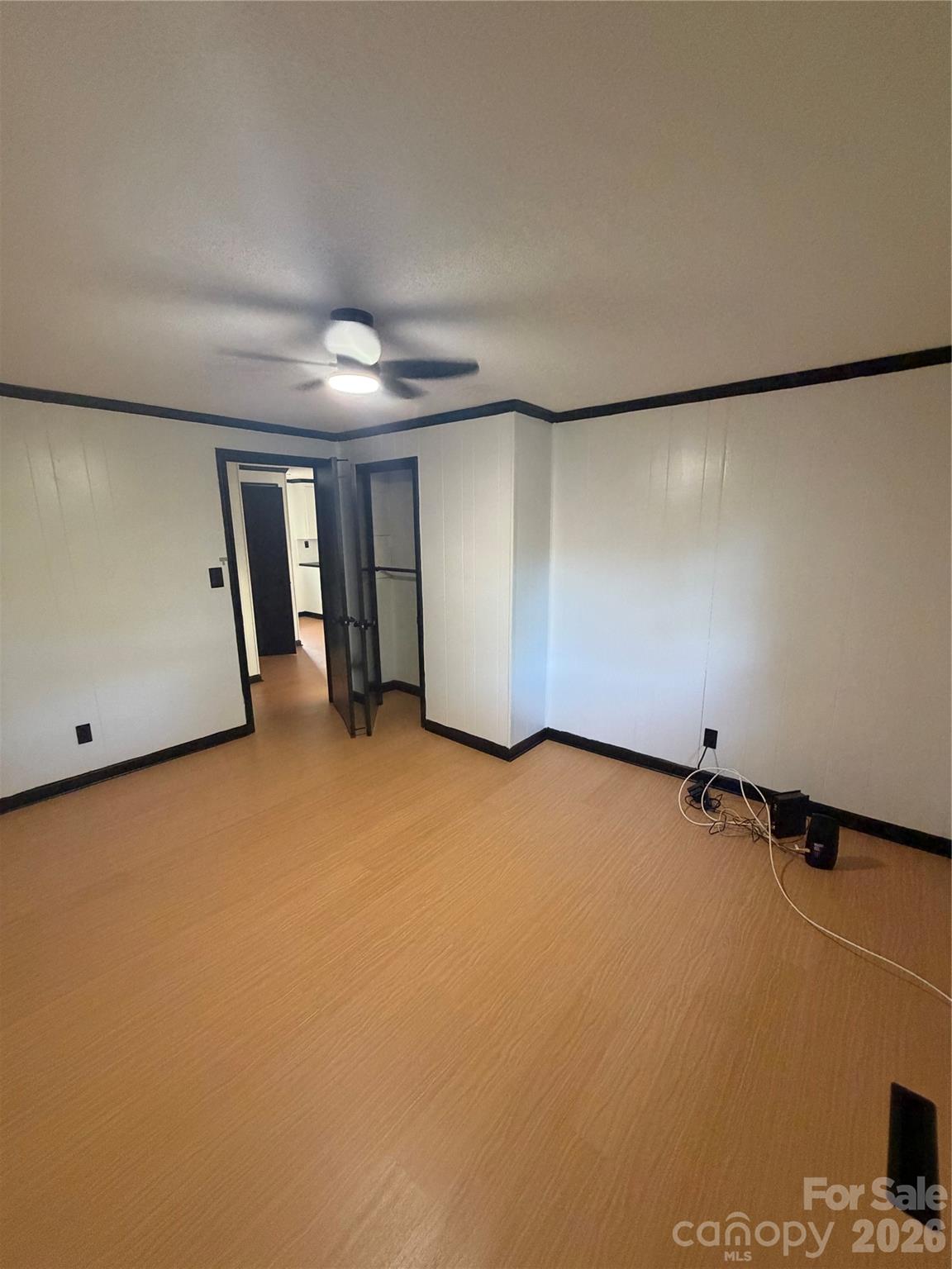 MEADOWBROOK - Residential