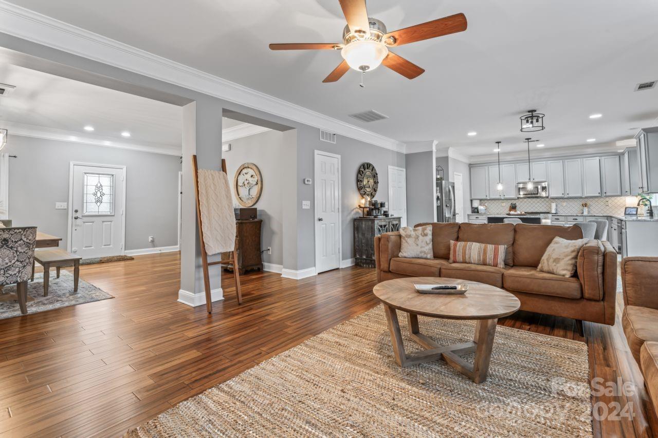 Waterlynn - Residential