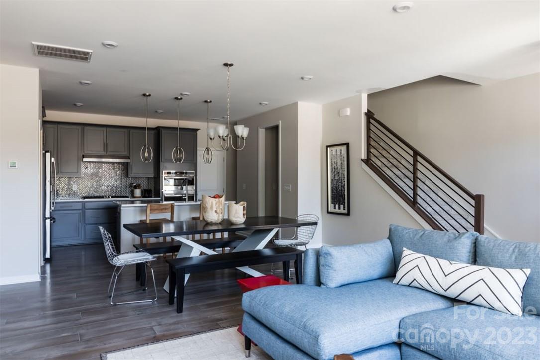 Pennant Square - Residential