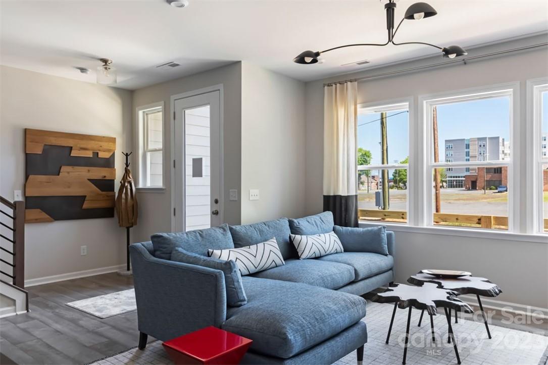 Pennant Square - Residential