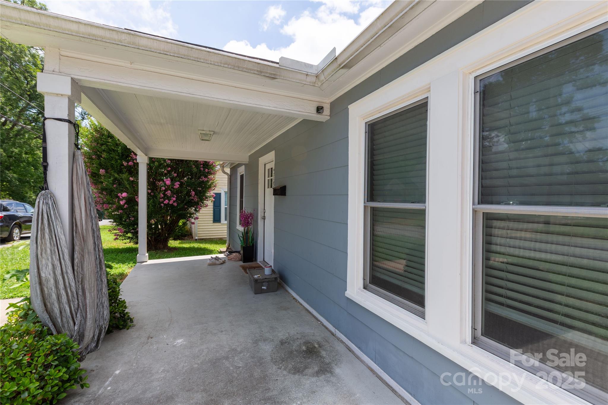 519 N Rose Avenue