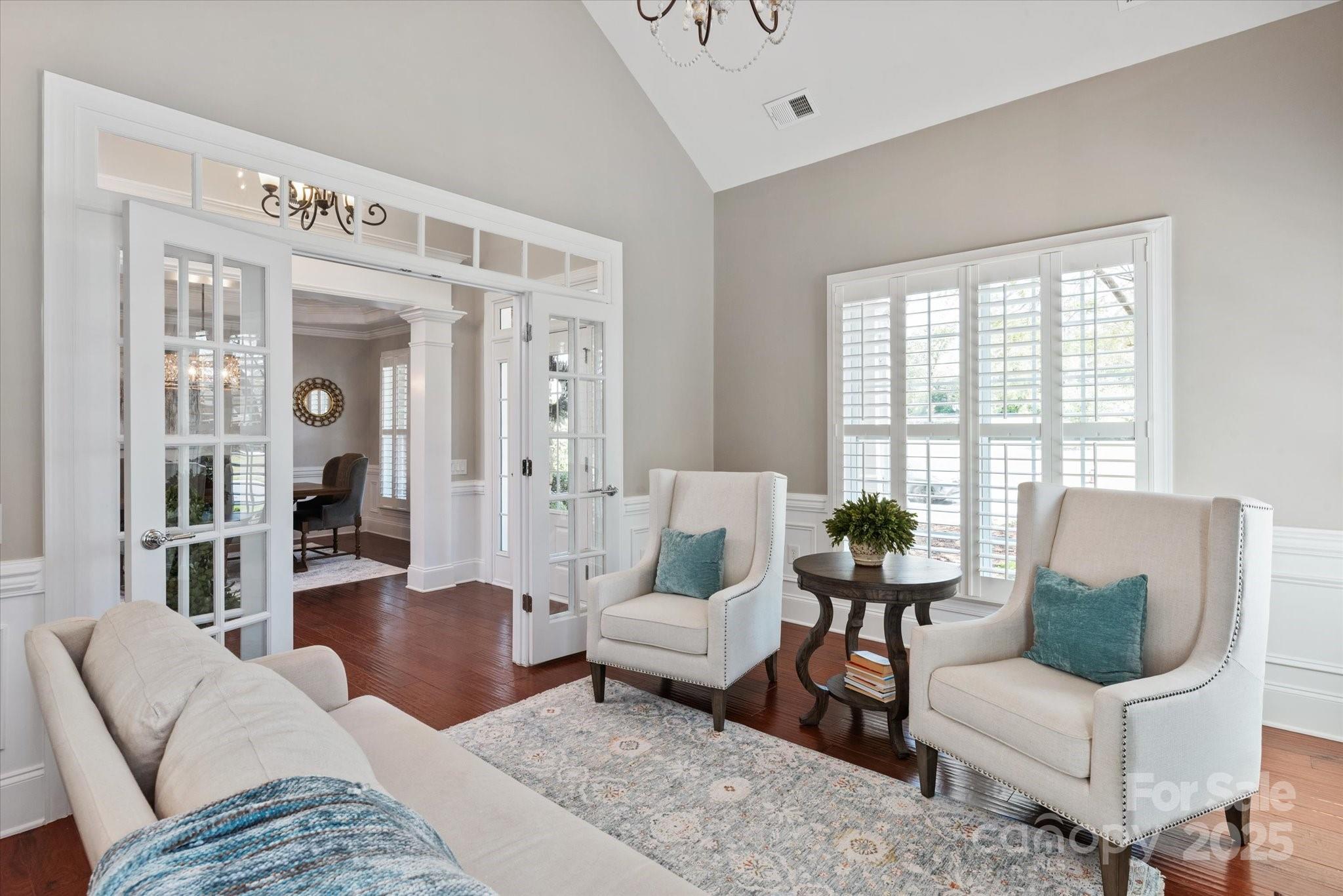 The Chimneys Of Marvin - Residential