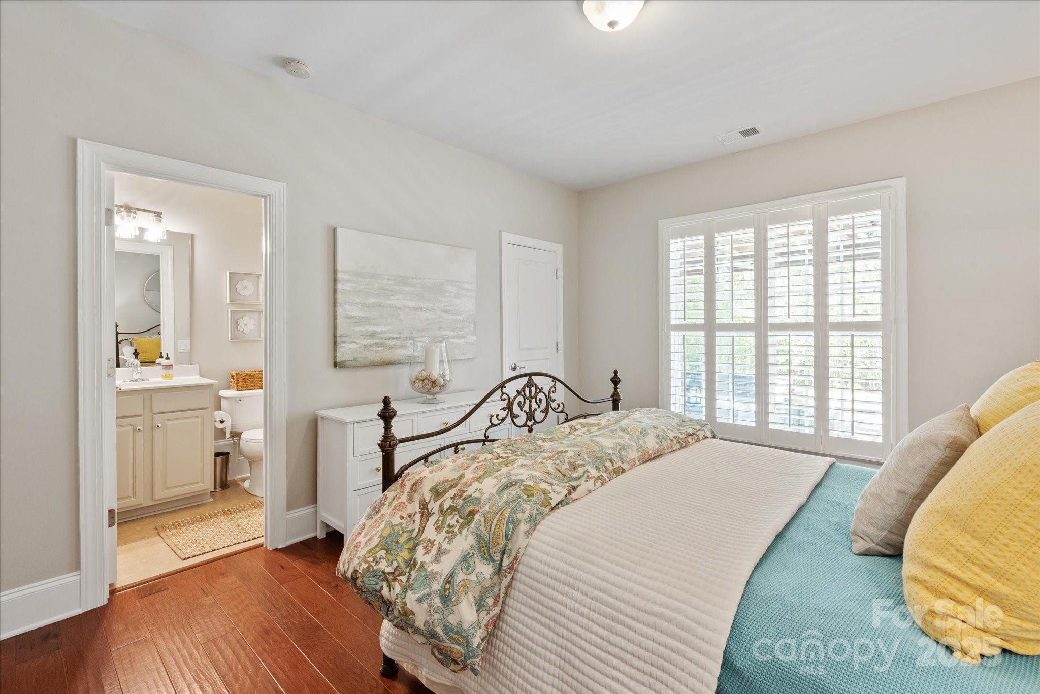 The Chimneys Of Marvin - Residential