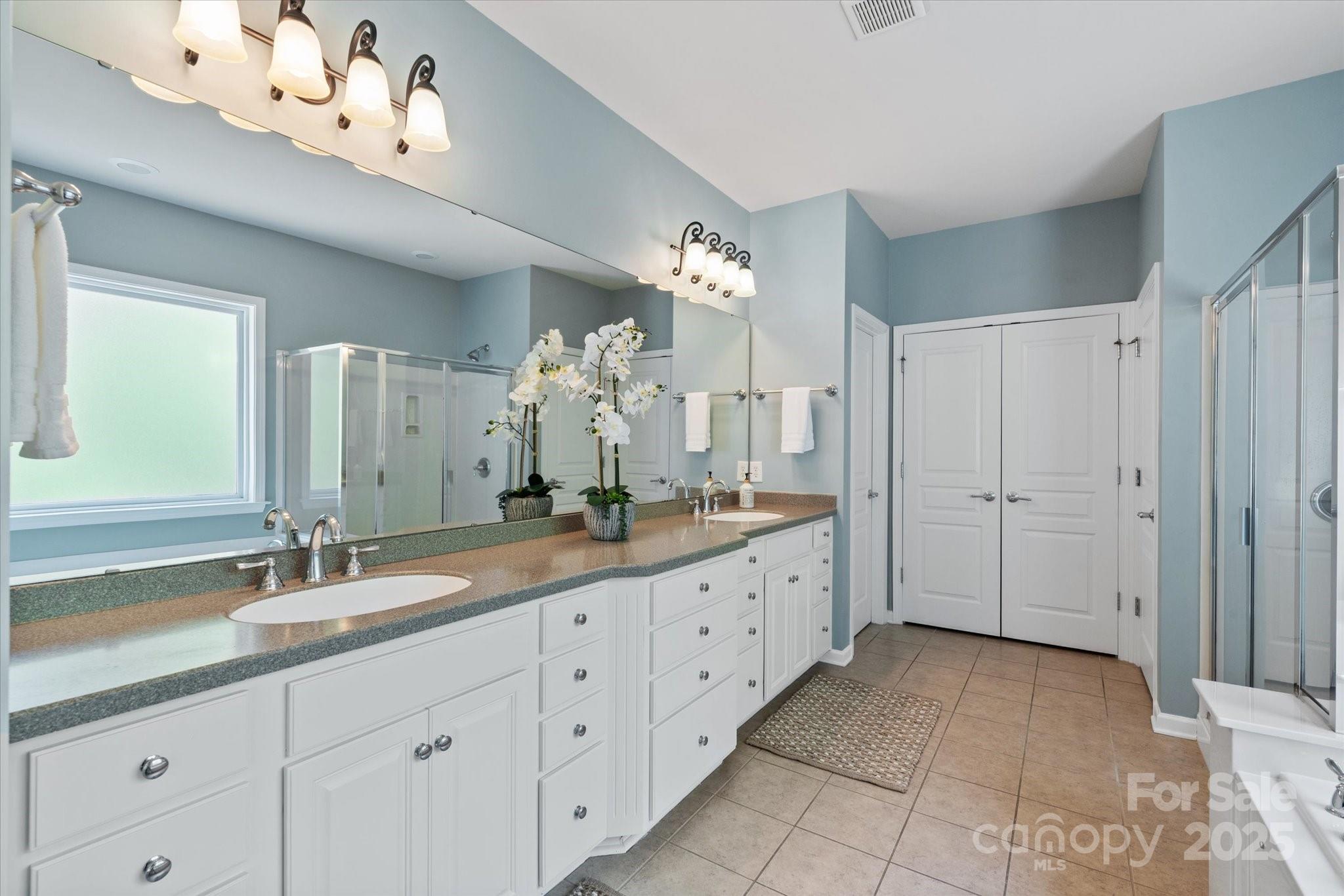 The Chimneys Of Marvin - Residential