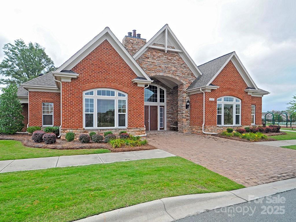 The Chimneys Of Marvin - Residential