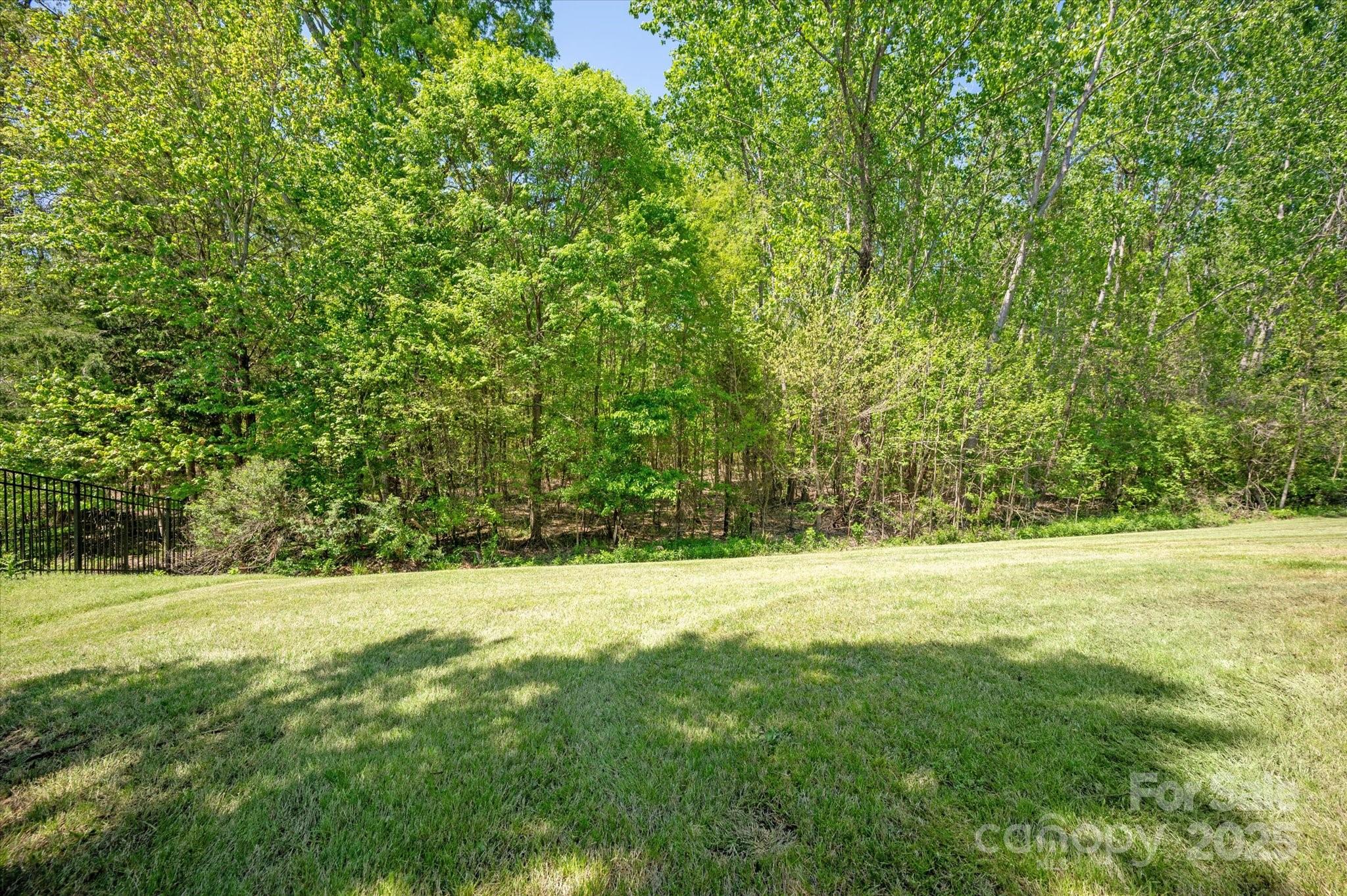 The Chimneys Of Marvin - Residential