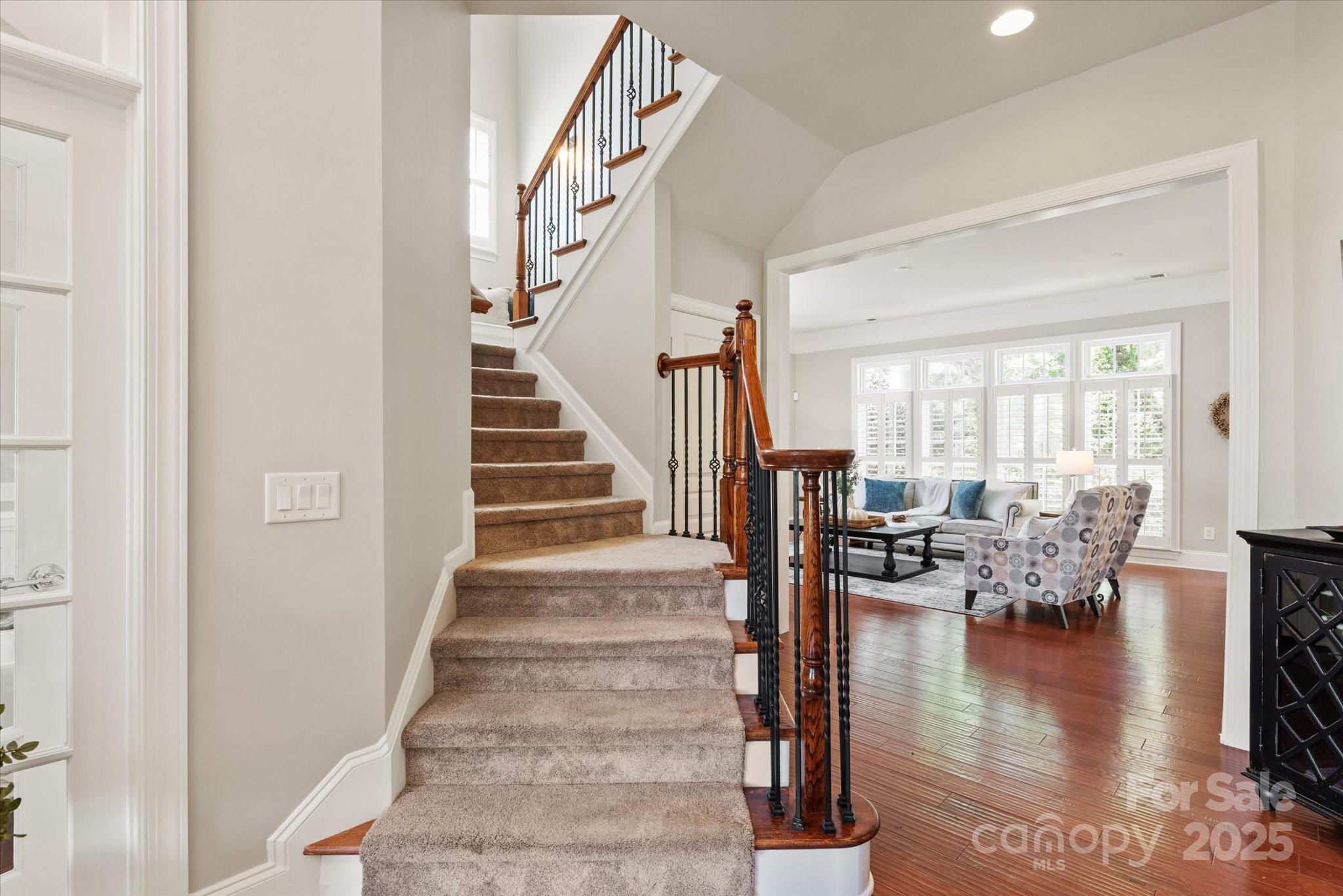 The Chimneys Of Marvin - Residential