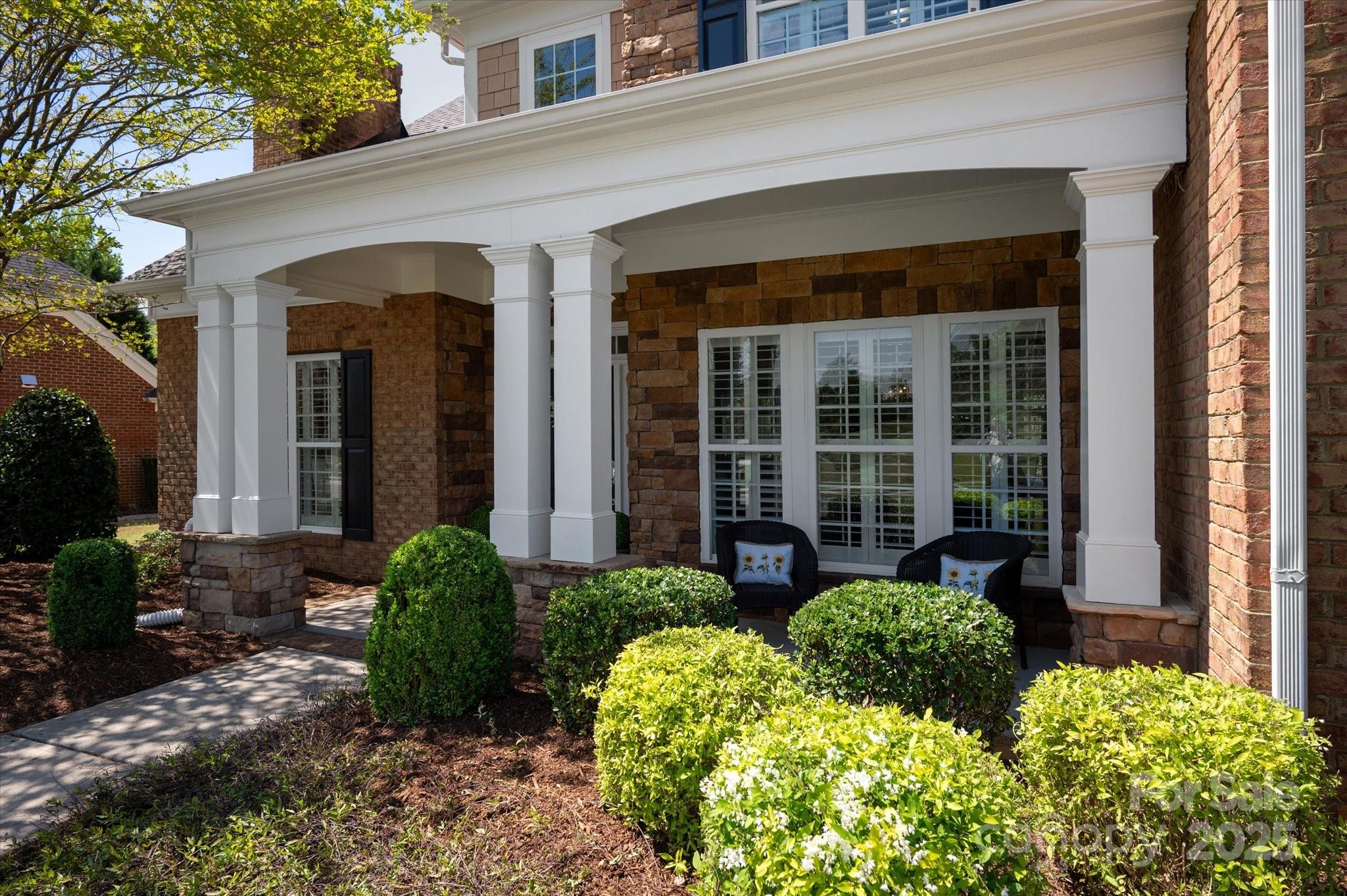 2610 Creek Manor Drive