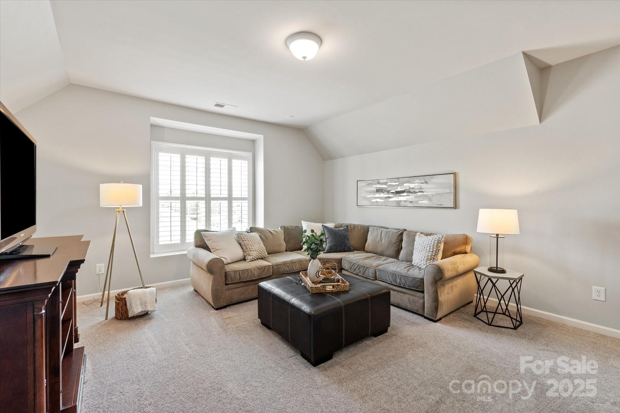 The Chimneys Of Marvin - Residential