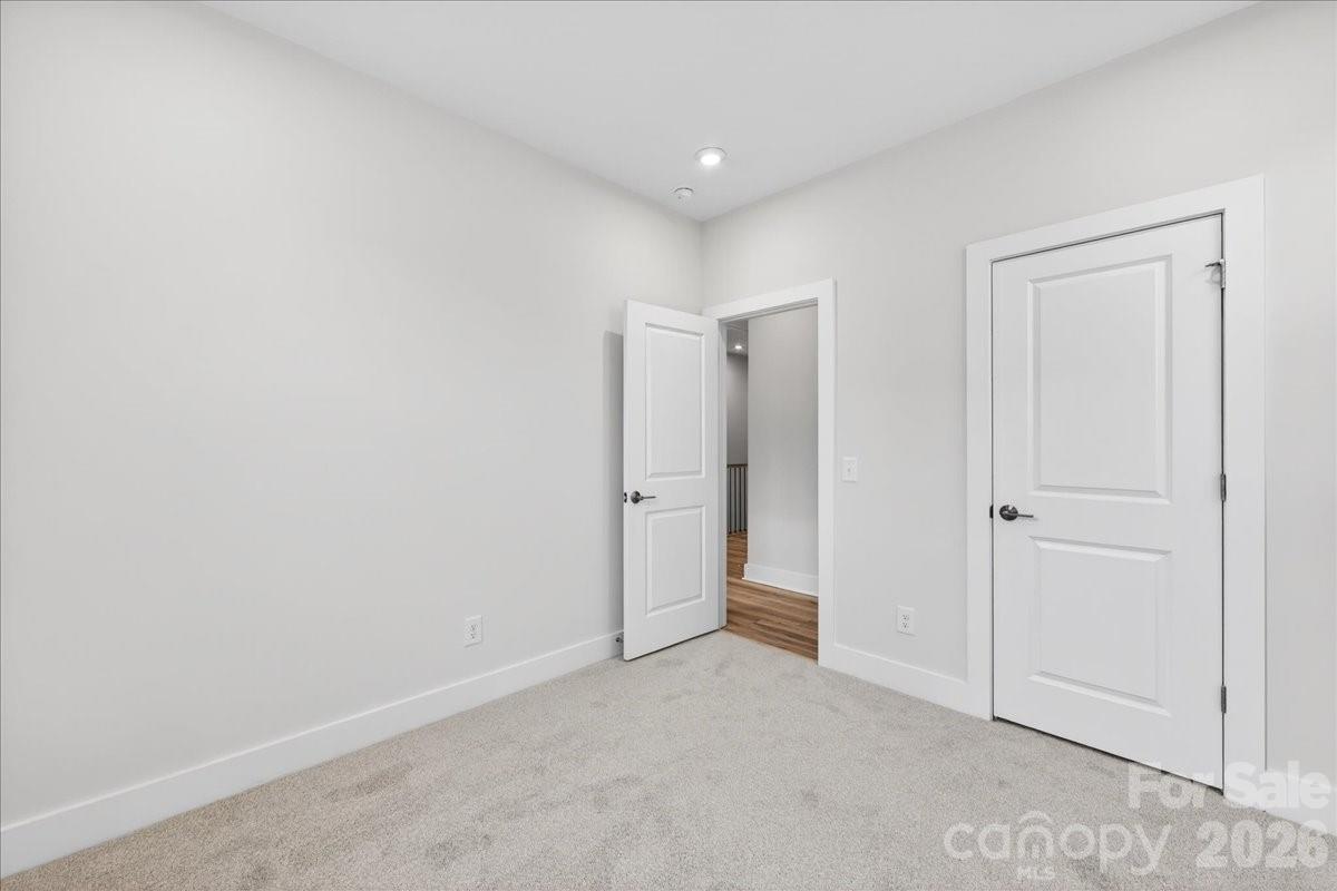 Context at Oakhurst - Residential