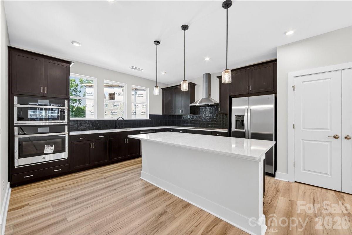Context at Oakhurst - Residential