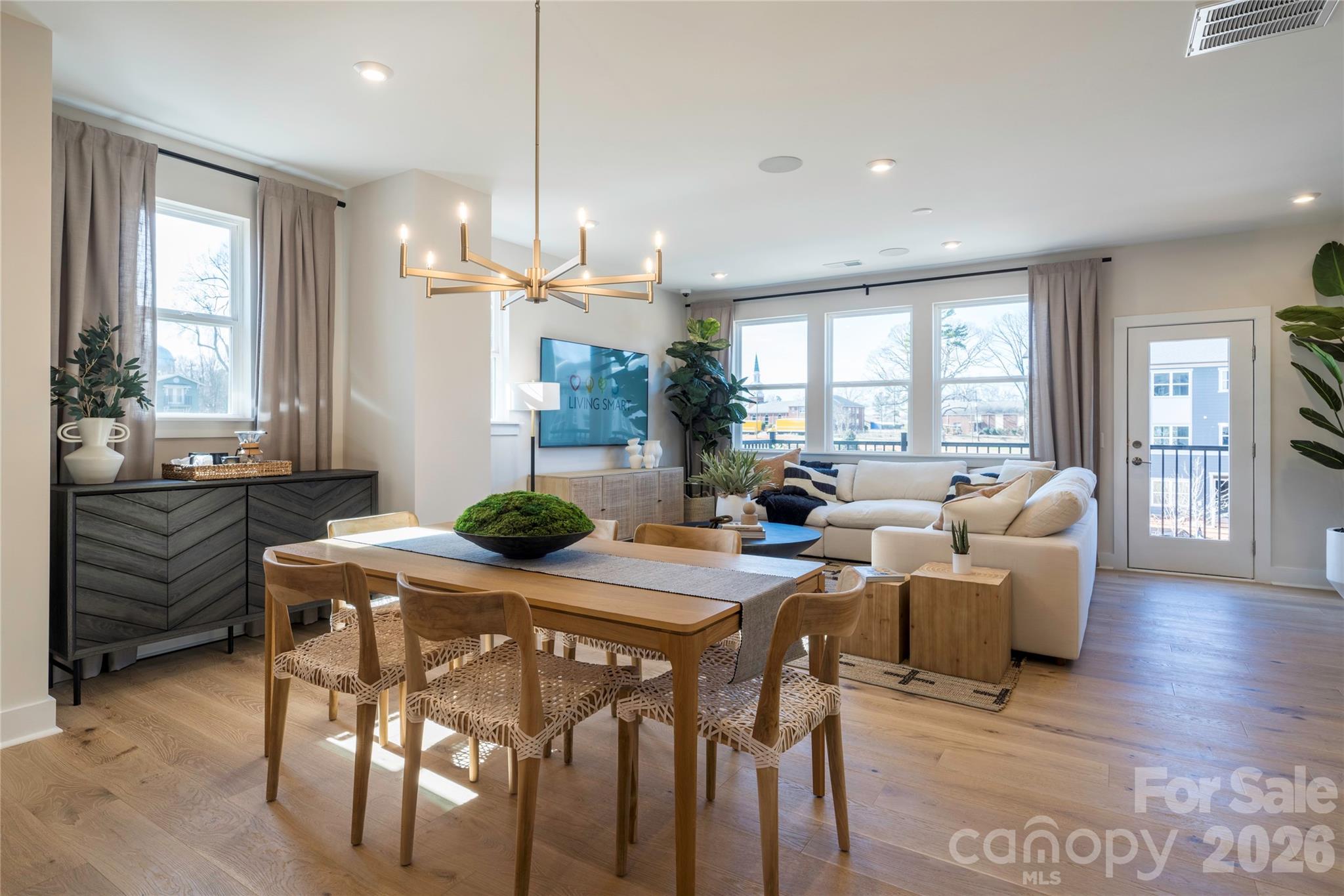 Context at Oakhurst - Residential