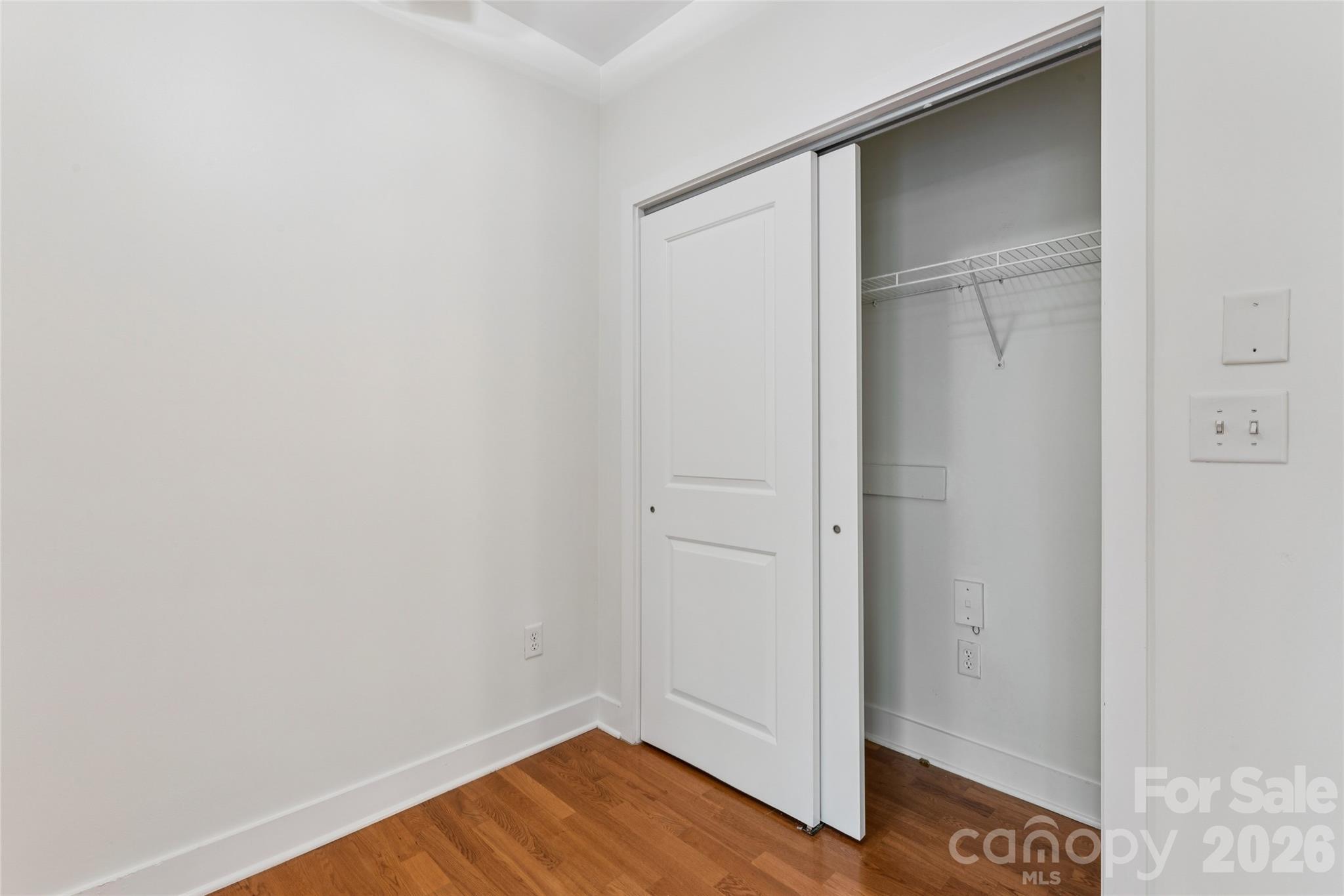 Skybridge Terrace - Residential