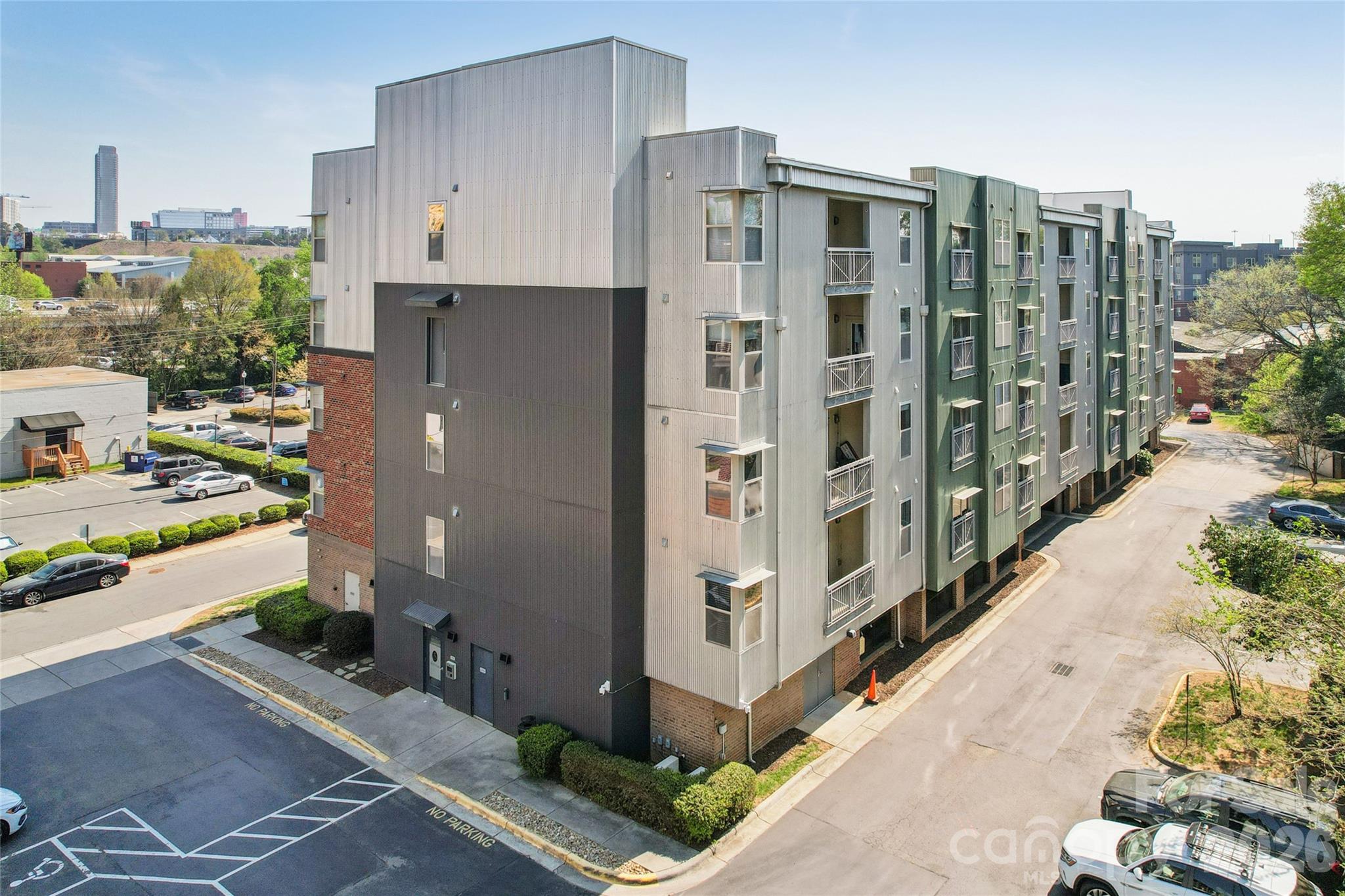 Skybridge Terrace - Residential
