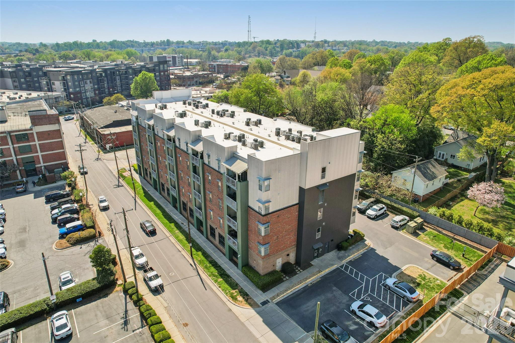 Skybridge Terrace - Residential