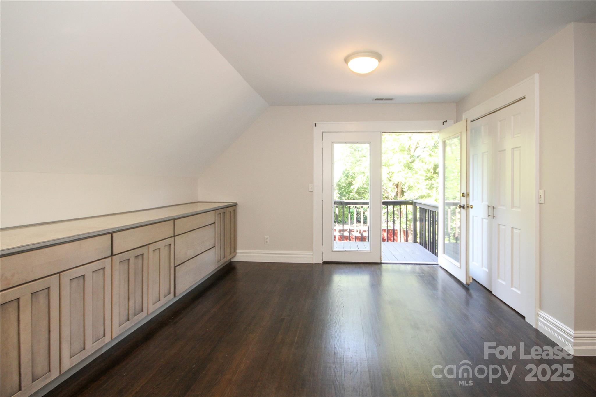 The Arts District - Residential Lease