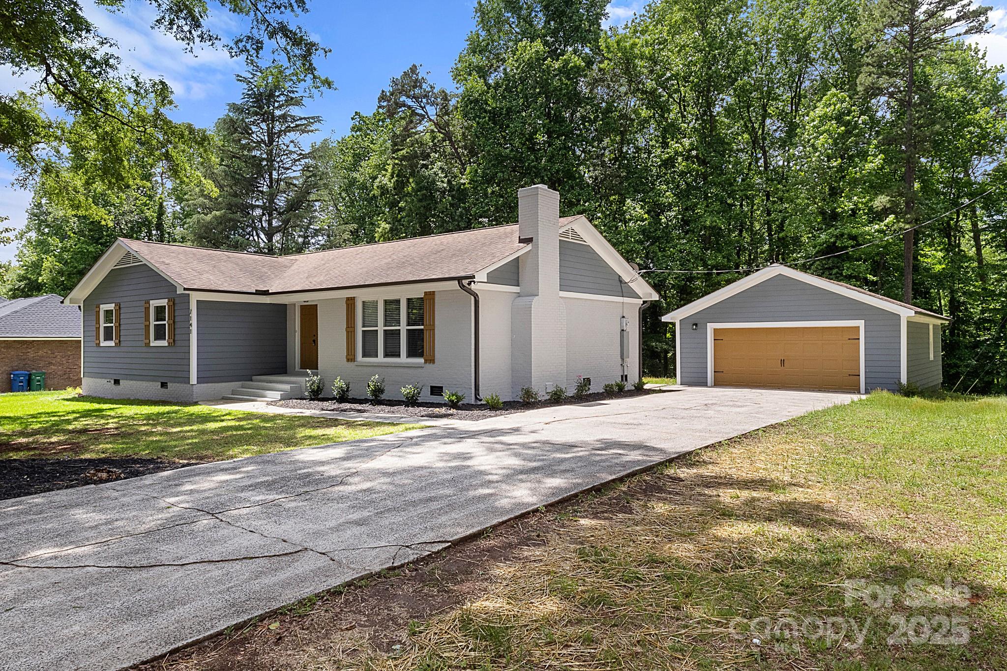 7141 Pitchfork Lane