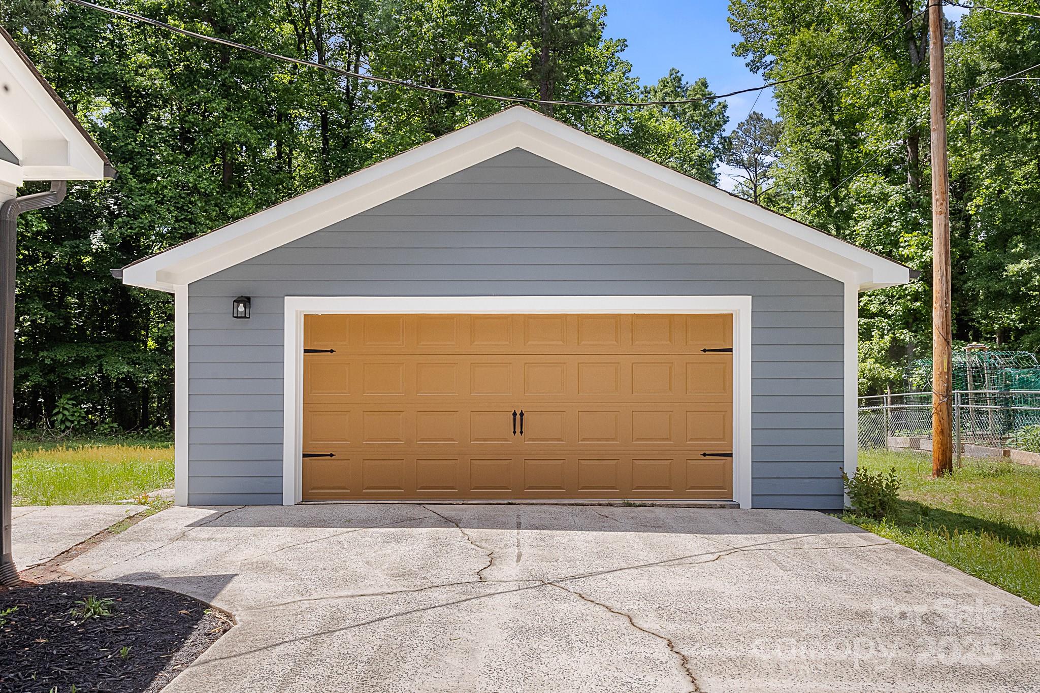 7141 Pitchfork Lane