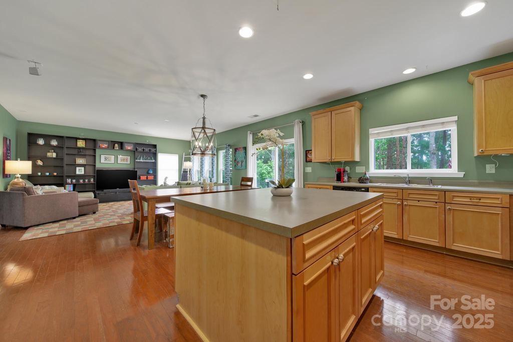 English Trails - Residential