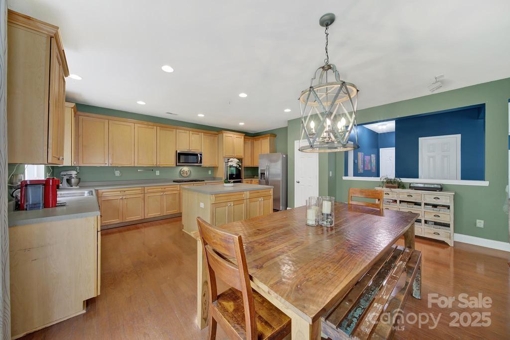 English Trails - Residential