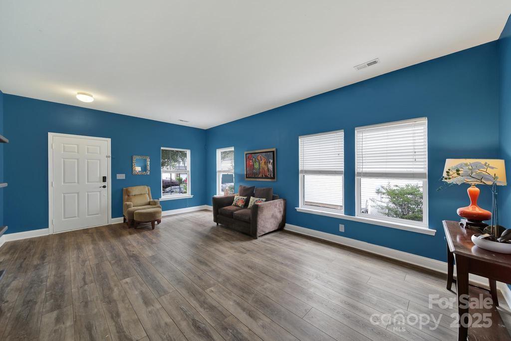 English Trails - Residential