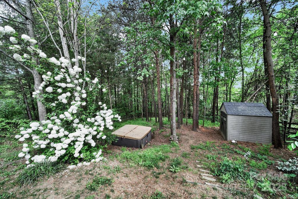 English Trails - Residential