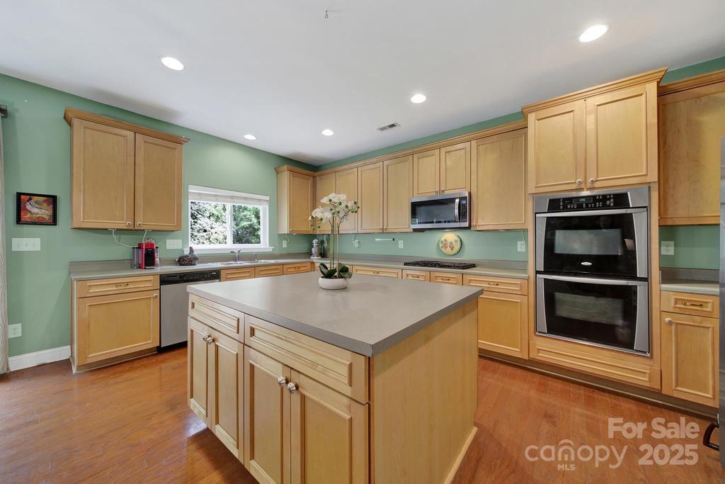 English Trails - Residential