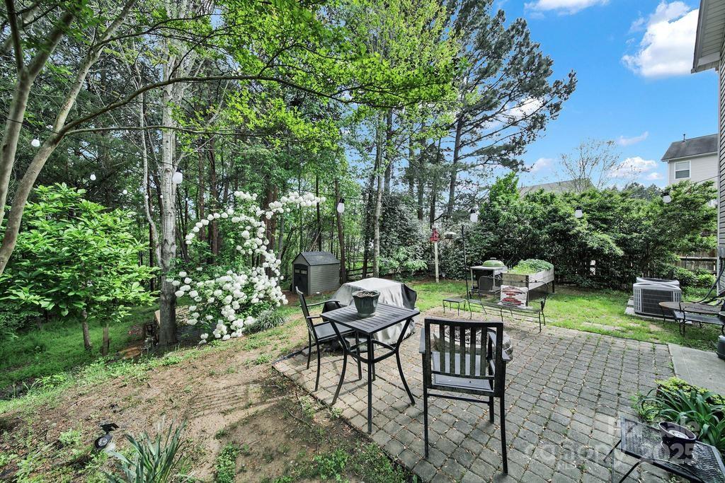 English Trails - Residential