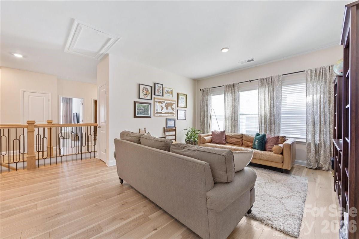 Villa Heights - Residential