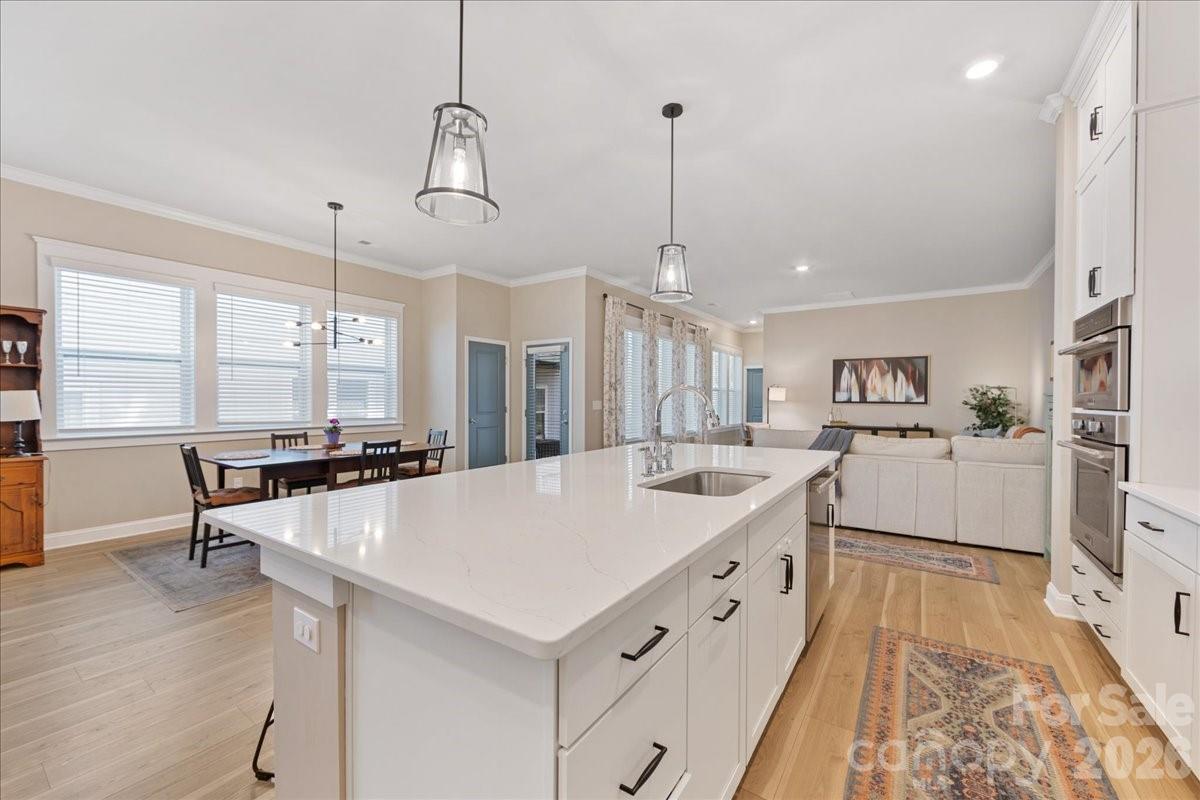 Villa Heights - Residential