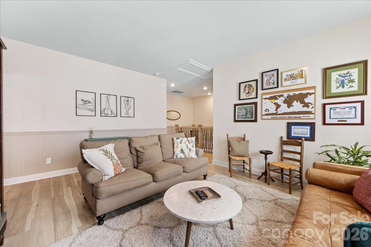 Villa Heights - Residential