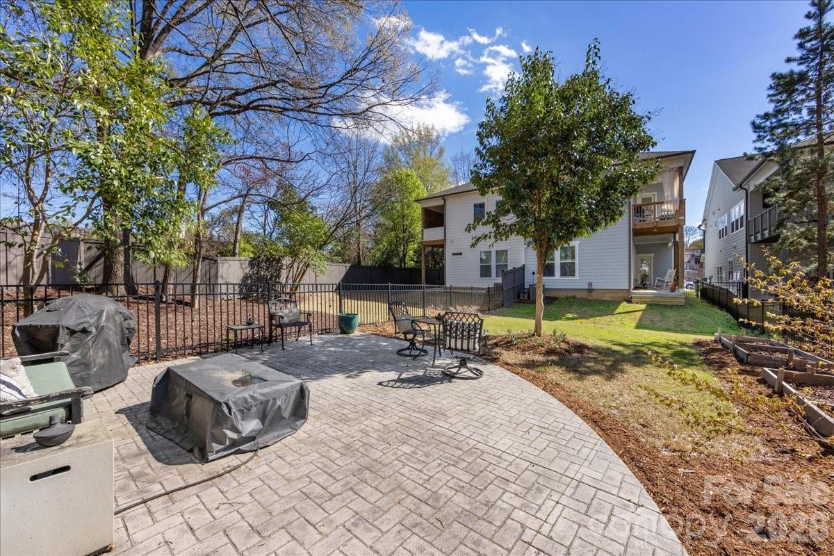 Villa Heights - Residential