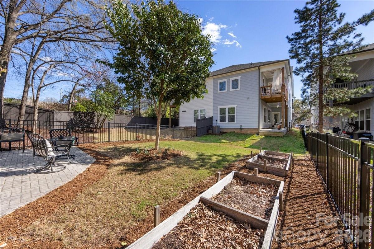 Villa Heights - Residential