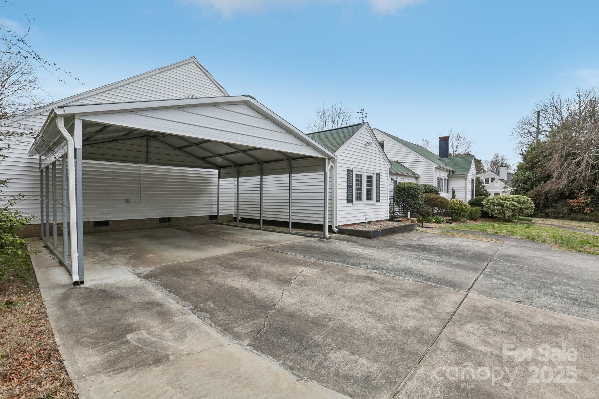 1146 Rogers Road