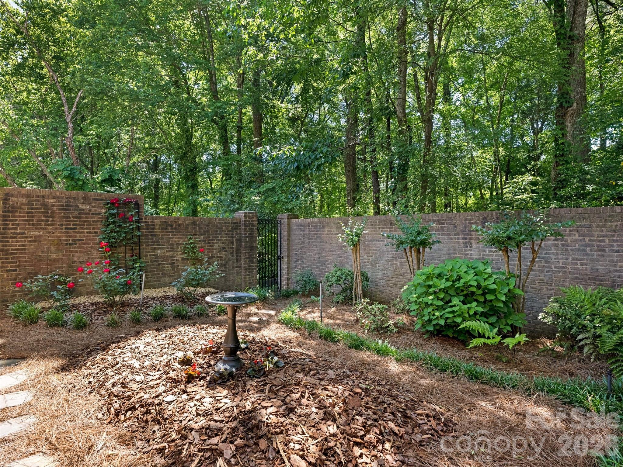Challis Hill - Residential