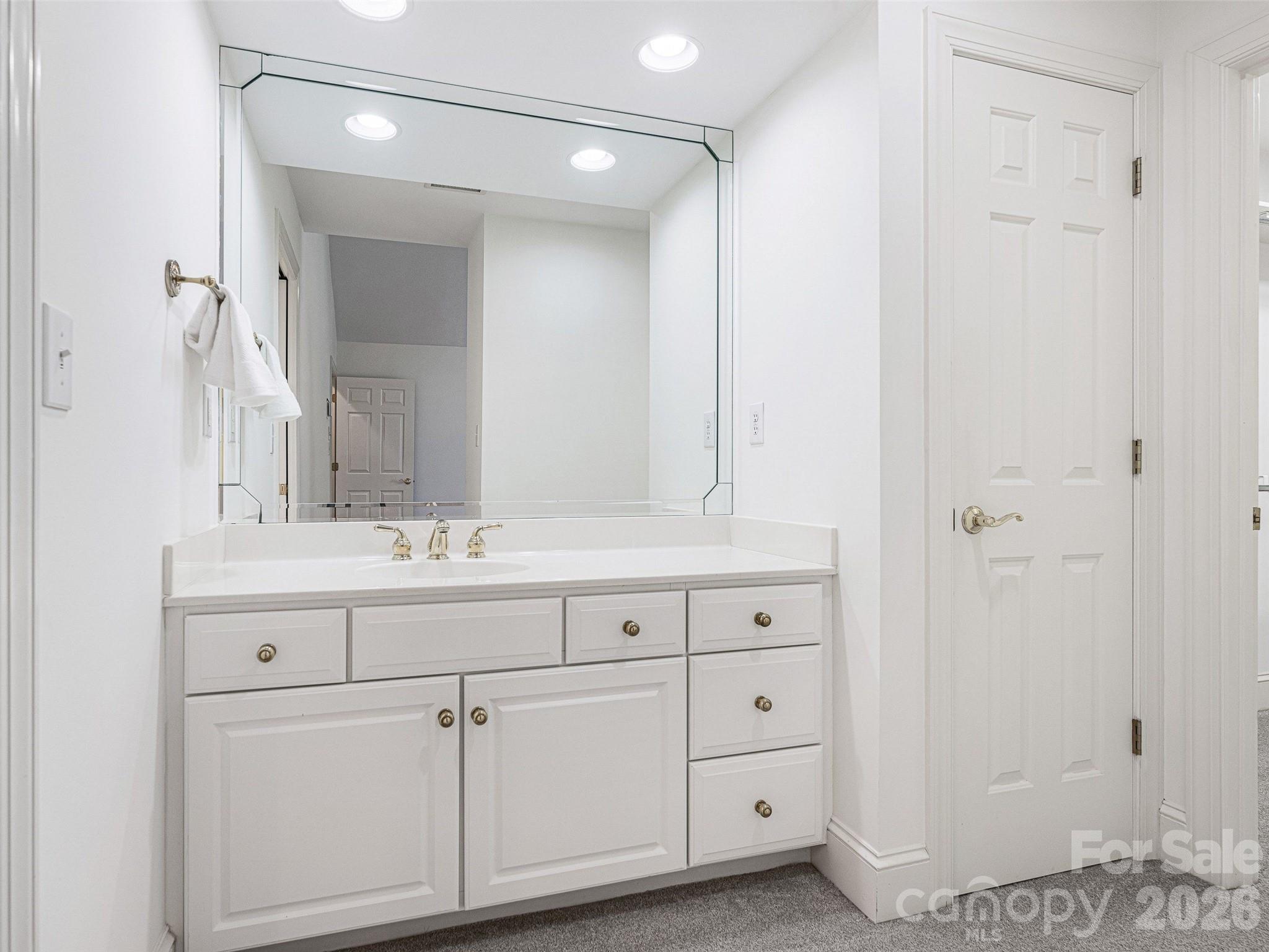Challis Hill - Residential