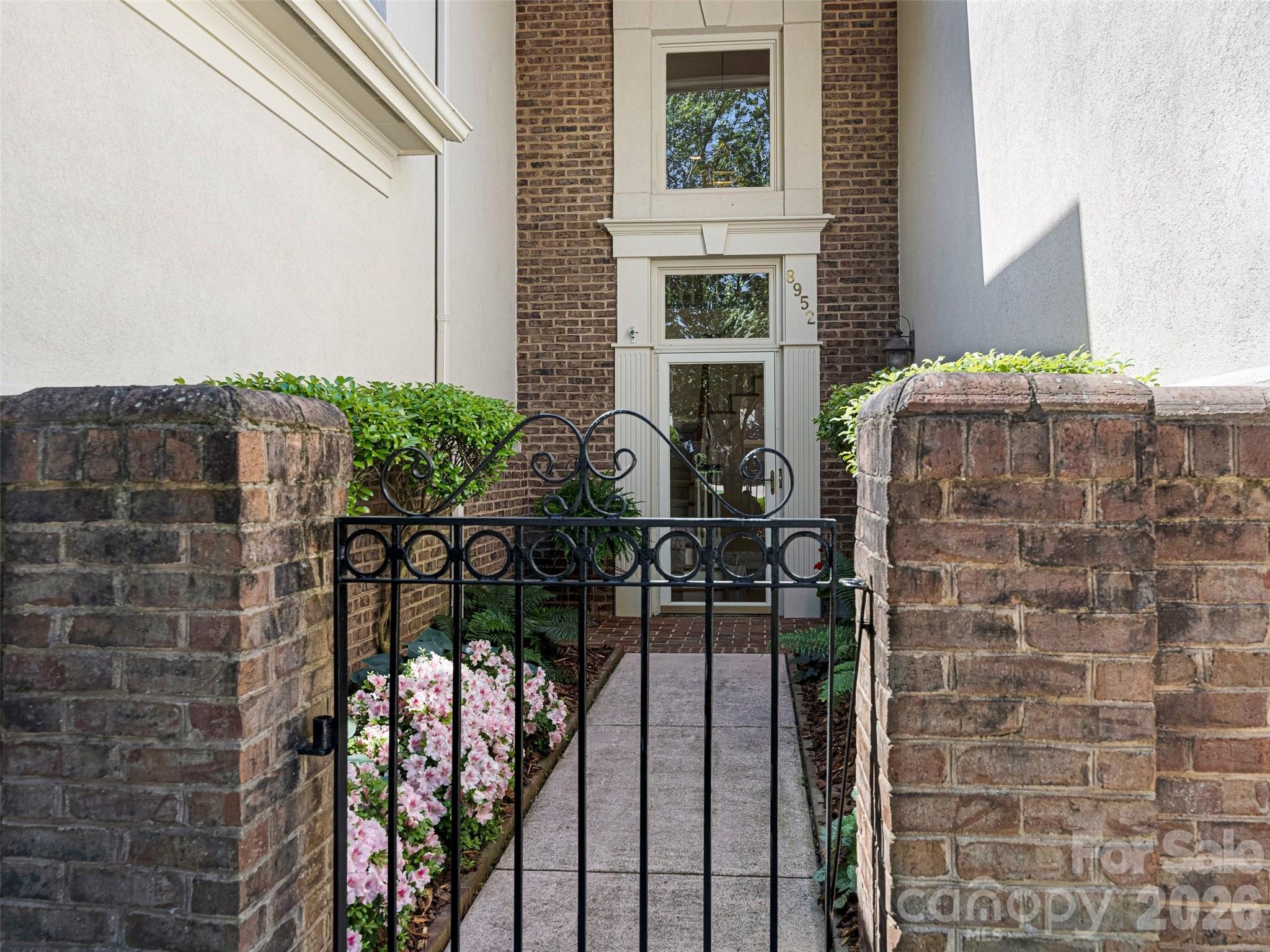 Challis Hill - Residential