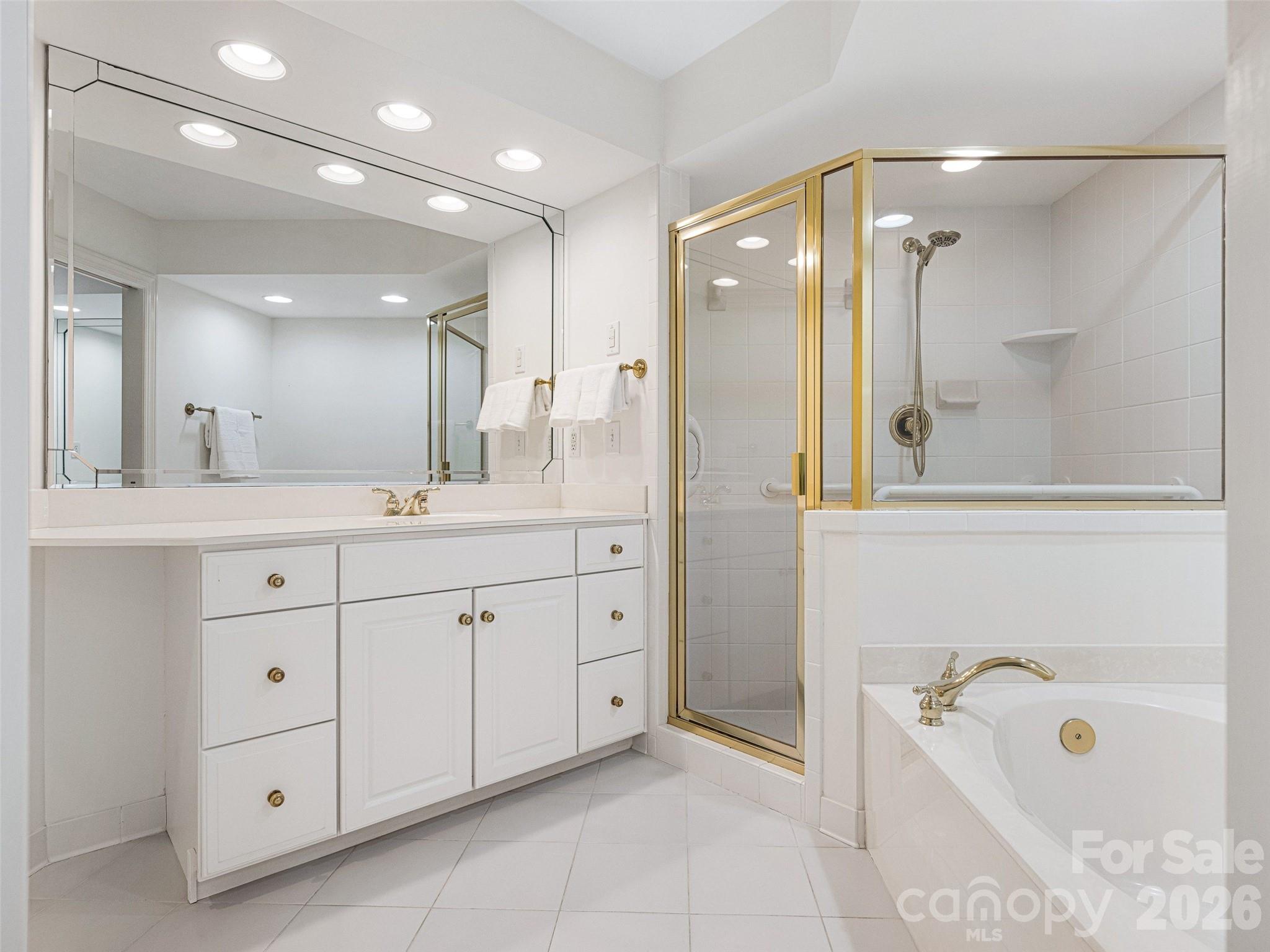 Challis Hill - Residential