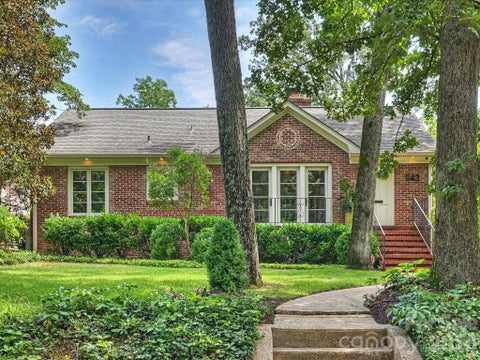 Photo of 943 Romany Road, Charlotte, NC 28203 (MLS # 4414377)