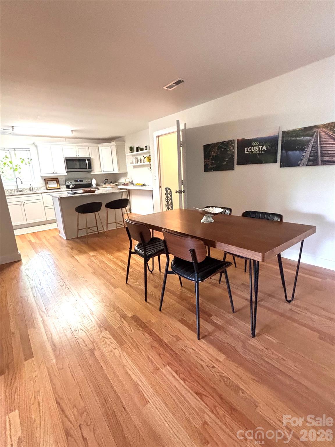 1110 & 36 W 3rd Avenue W multiple